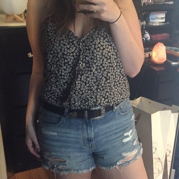 Garage Floral Crop Top - Picture 3 of 5